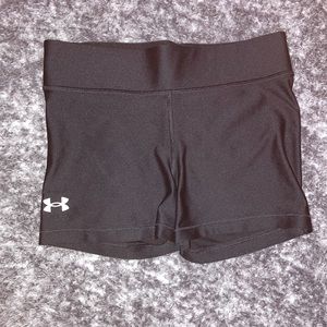 Under armour spandex, color black, woman’s size small